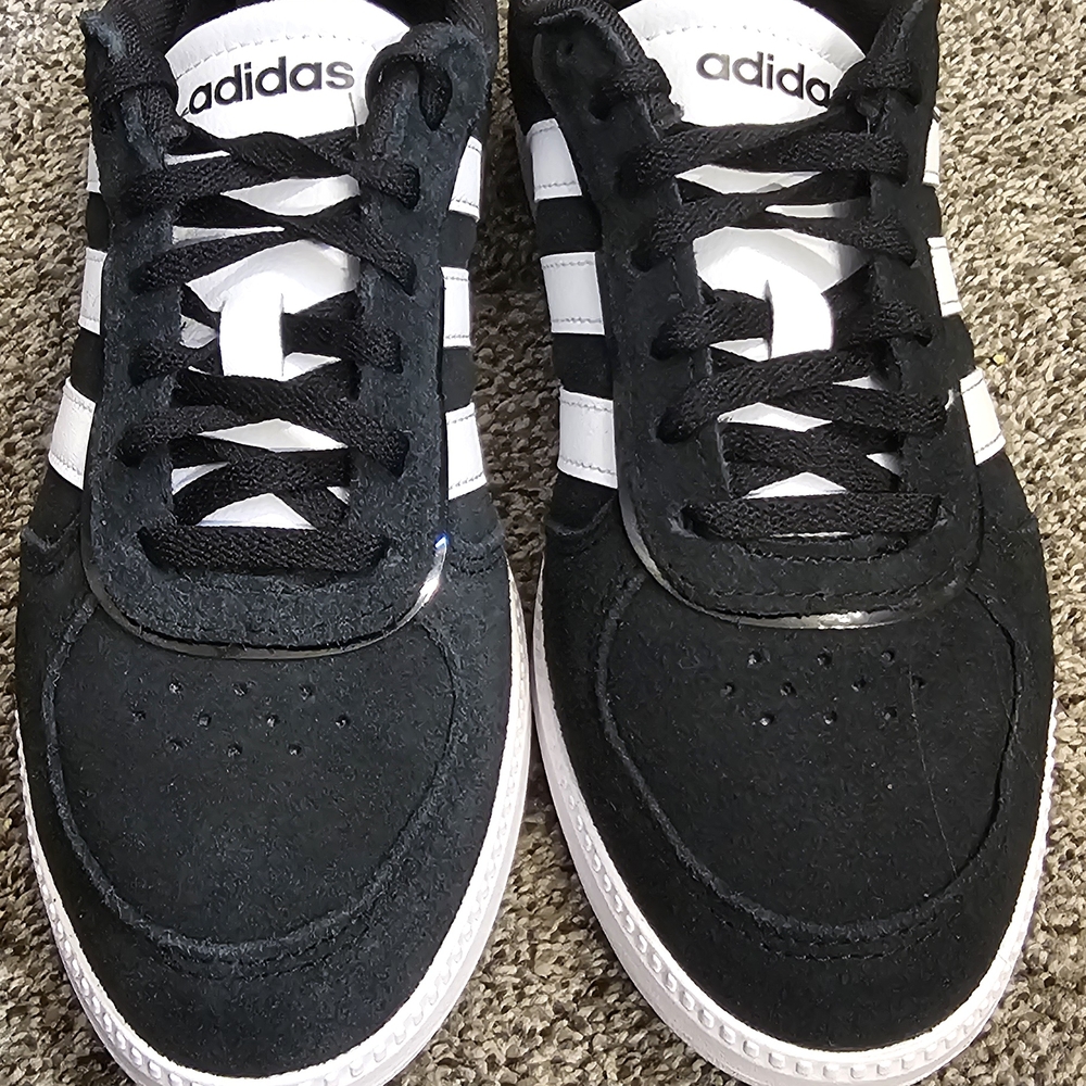 Women's Adidas Breaknet Sleek sneakers in core black and white